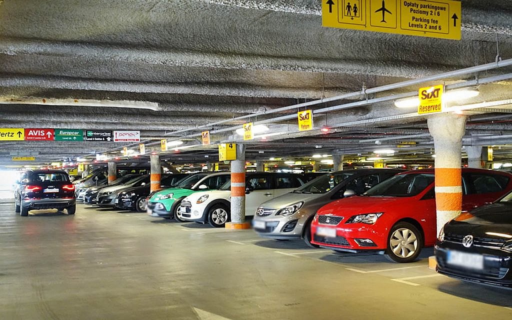 تحتوي هذه الصورة على سمة alt فارغة؛ اسم الملف هو Sharjah-Airport-Car-Parking-Ar28022022-1-1024x640-1.jpg
