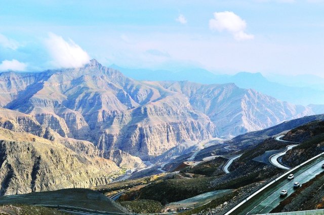 اسماء الجبال في الامارات