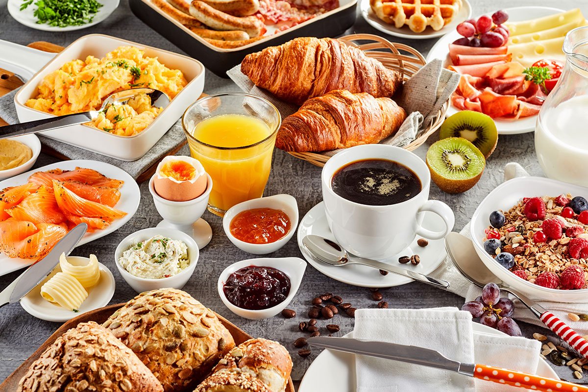 أفضل مطاعم الفطور المطلة على البحر في دبي
